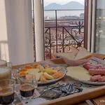 La Peonia Nocleg ze śniadaniem Neapol