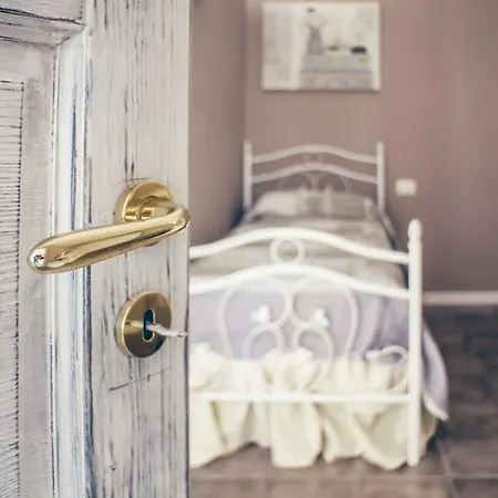 La Peonia 4* نابولي
